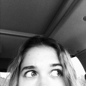 Meet your Posher, Shea